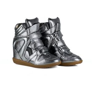 Beckett Inspired Sneakers